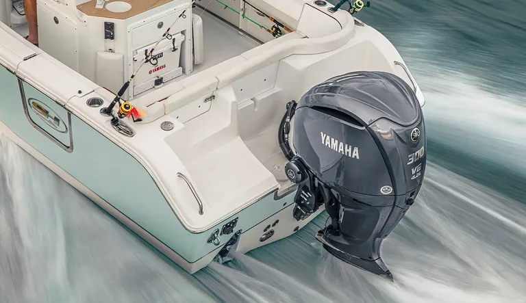 Båtmotor, Yamaha 300hk V6