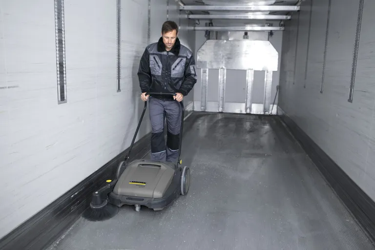 Feiemaskin, Karcher KM 70/20C m/1 sidebørste