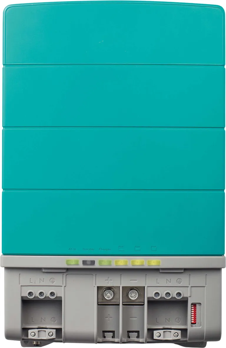 Mastervolt CombiMaster 3000 lader og inverter