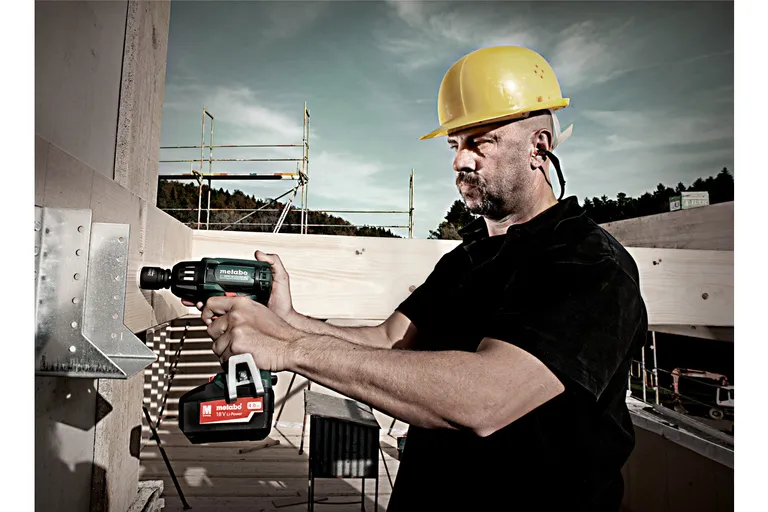 Metabo Muttertrekker SSW 18 LTX 400-BL m/2x4Ah Lihd og lader