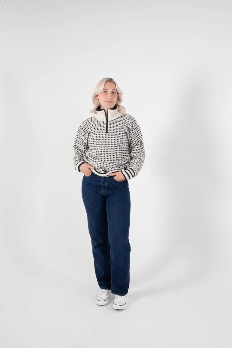 Islender Genser m/Høy hals & zip, Hvit/Sort