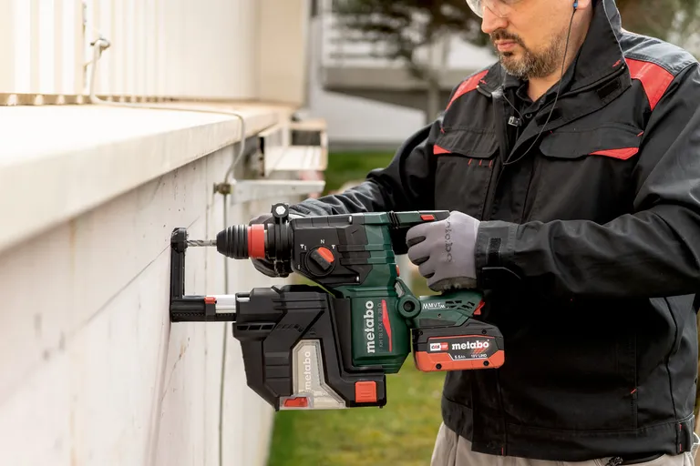 Metabo Borhammer  KH 18 LTX BL 28 Q 2x5,5ah Bat./Lader, Batteri