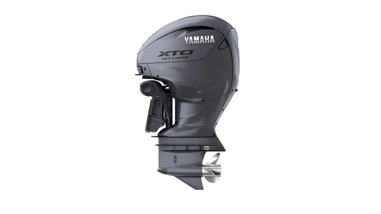 Båtmotor, Yamaha XTO 450hk V8