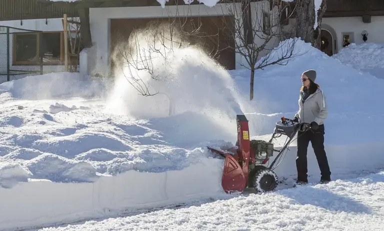 Snøfres, Honda HSS 1380A ETD