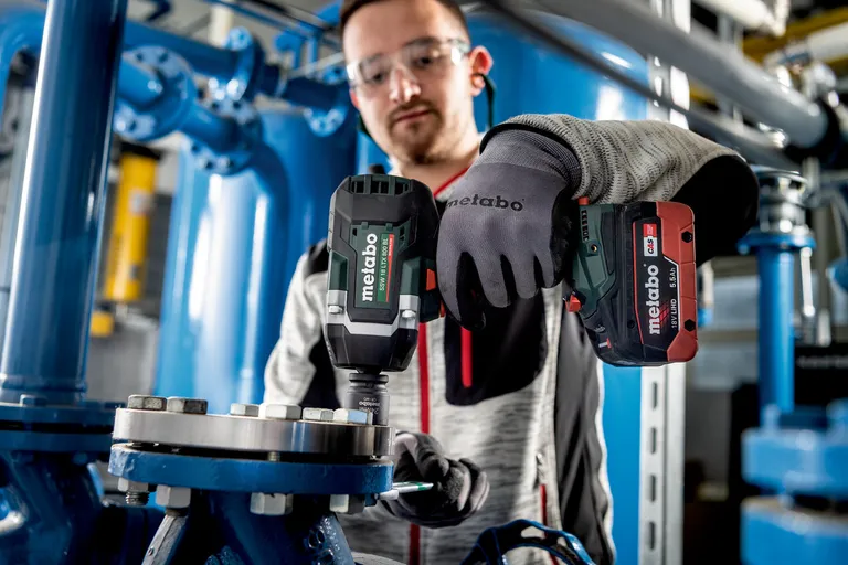 Metabo Muttertrekker Batteri SSW 18 LTX 800 BL Solo med Metabox 145l