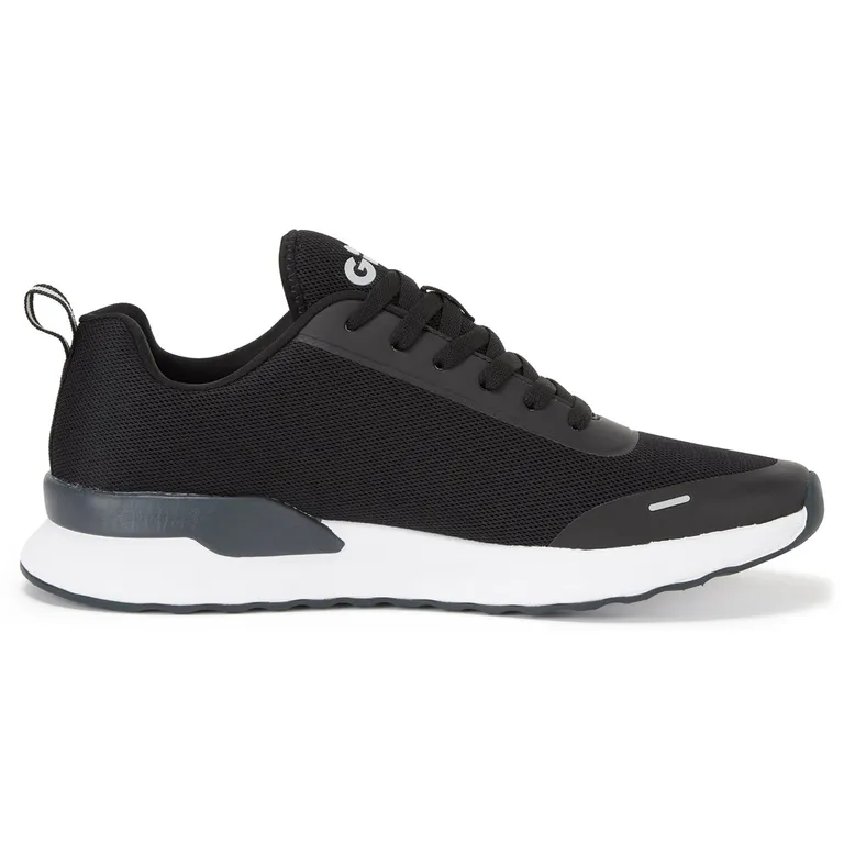 Gill Savona Trainer Black