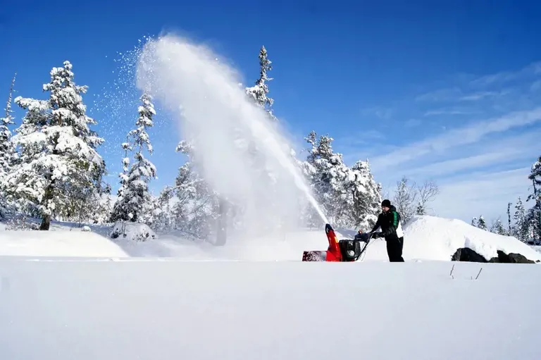 Snøfres, Honda HSS 1380A ET